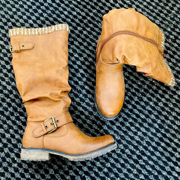 Beautiful cognac boots - Picture 2 of 2